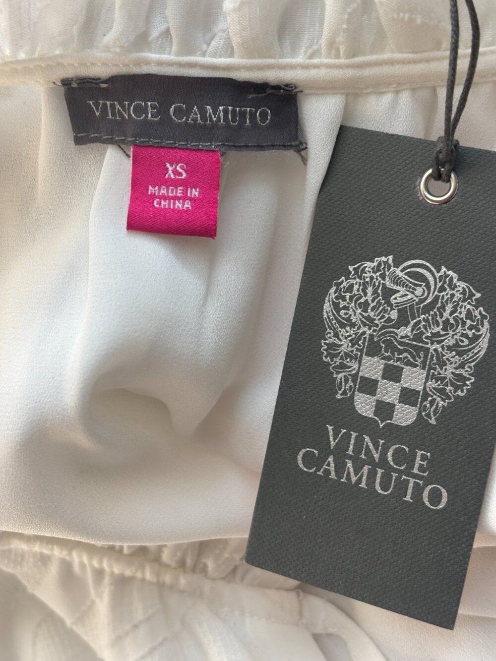 Vince Camuto Ivory Zebra-Jacquard Tie-Neck Blouse — Size XS NWT - Picture 4 of 5